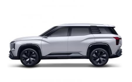 Mitsubishi DESTINATOR - SUV 7 chỗ